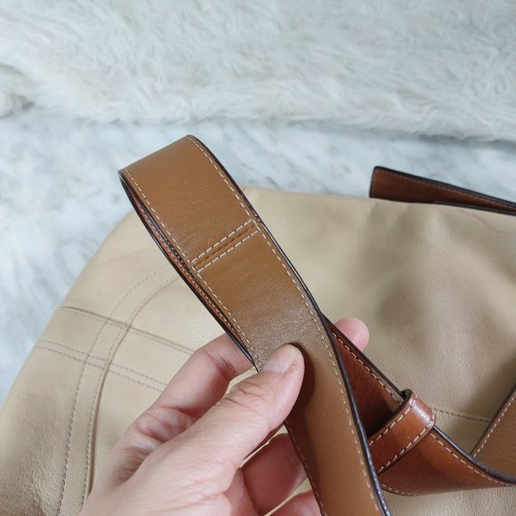 Coach F10938 Cream and Tan Trim Leather Crossbody Bag - Picture 10 of 12